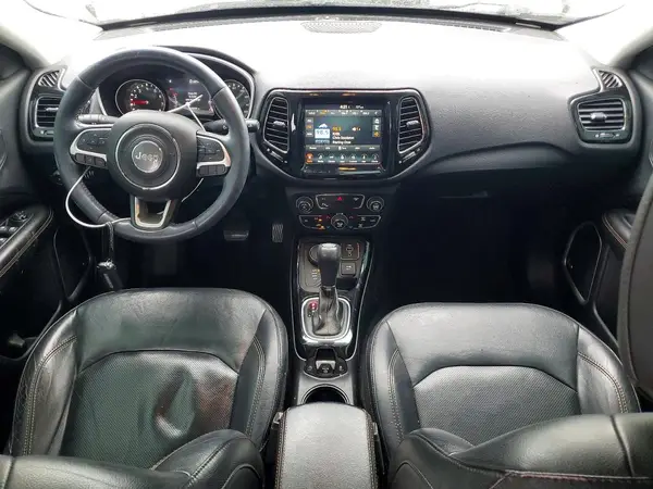 3C4NJDCB4JT209981 2018 JEEP COMPASS - Image 8