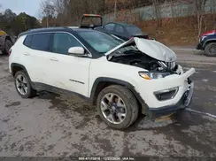 3C4NJDCB4JT245864 2018 JEEP COMPASS