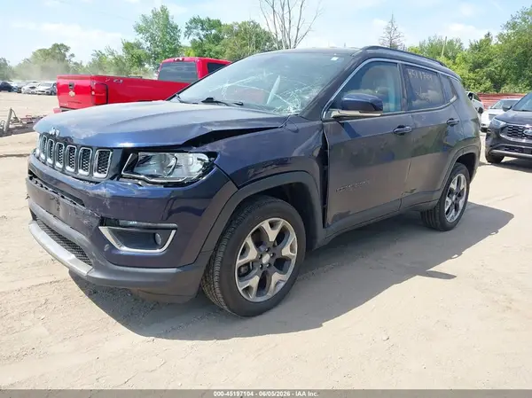 3C4NJDCB4JT249994 2018 JEEP COMPASS - Image 2