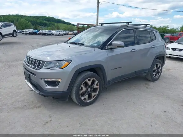 3C4NJDCB4JT298662 2018 JEEP COMPASS - Image 2
