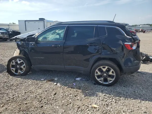 3C4NJDCB4JT307053 2018 JEEP COMPASS - Image 2