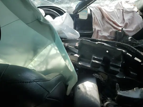3C4NJDCB4JT307053 2018 JEEP COMPASS - Image 8