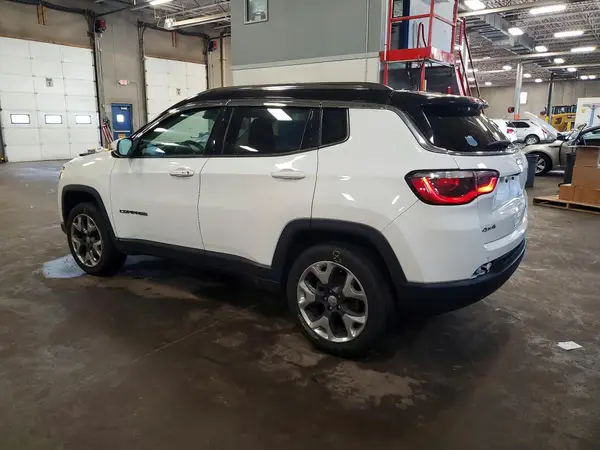 3C4NJDCB4JT316044 2018 JEEP COMPASS - Image 2