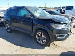 3C4NJDCB4JT340991 2018 JEEP COMPASS