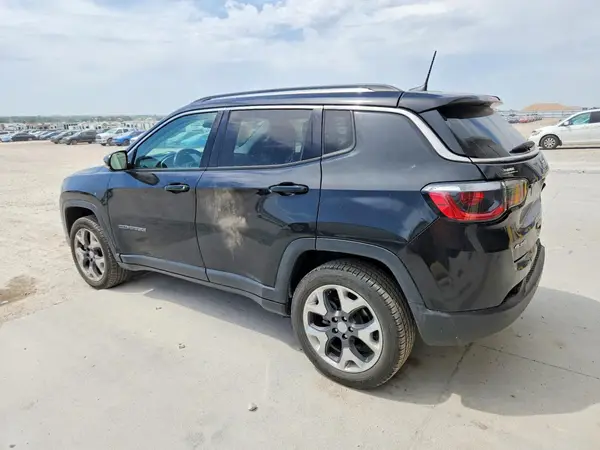 3C4NJDCB4JT341526 2018 JEEP COMPASS - Image 2