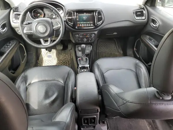 3C4NJDCB4JT369245 2018 JEEP COMPASS - Image 8