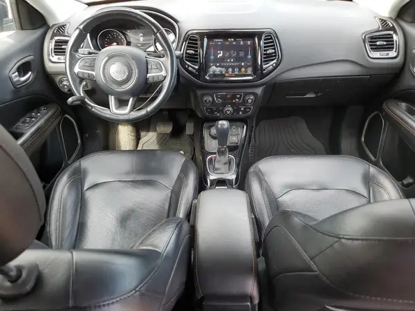 3C4NJDCB4JT393819 2018 JEEP COMPASS - Image 8