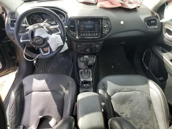 3C4NJDCB4JT396221 2018 JEEP COMPASS - Image 8