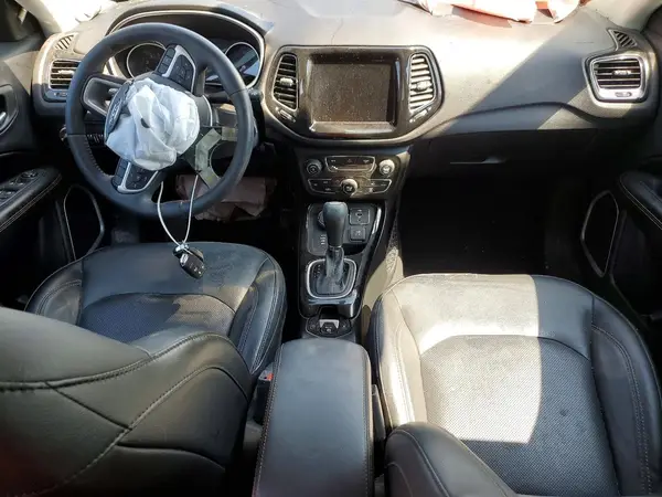 3C4NJDCB4JT399460 2018 JEEP COMPASS - Image 8