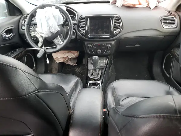 3C4NJDCB4JT400719 2018 JEEP COMPASS - Image 8