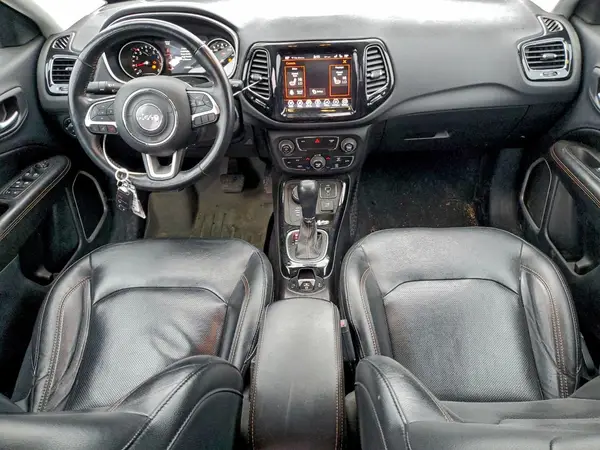 3C4NJDCB4JT418735 2018 JEEP COMPASS - Image 8