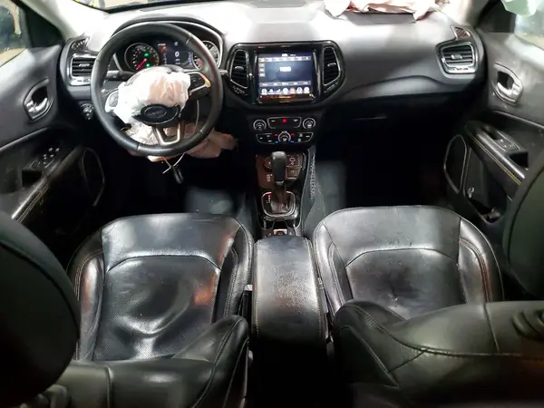 3C4NJDCB4JT433011 2018 JEEP COMPASS - Image 8