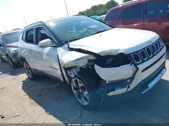 3C4NJDCB4JT433252 2018 JEEP COMPASS