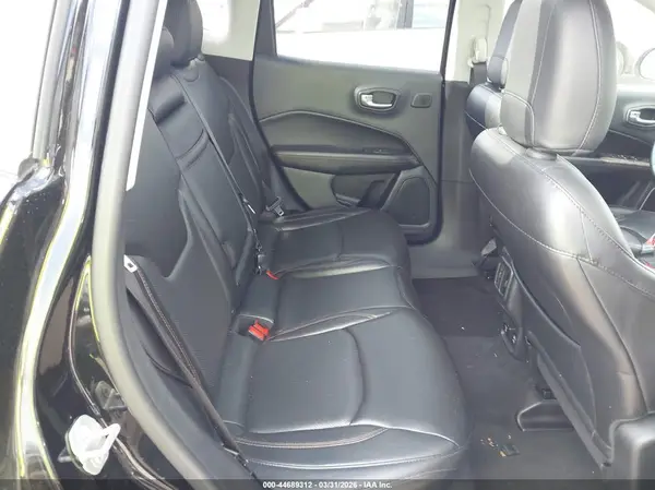 3C4NJDCB4JT436748 2018 JEEP COMPASS - Image 8