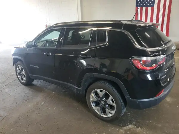 3C4NJDCB4JT453887 2018 JEEP COMPASS - Image 2