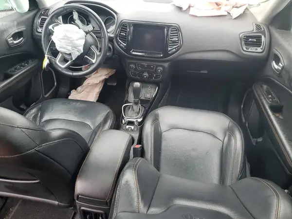 3C4NJDCB4JT458149 2018 JEEP COMPASS - Image 8
