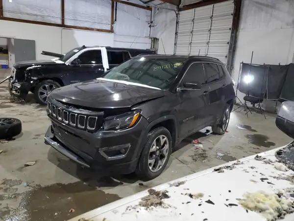 3C4NJDCB4JT480037 2018 JEEP COMPASS - Image 1
