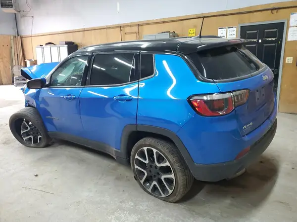 3C4NJDCB4JT484640 2018 JEEP COMPASS - Image 2