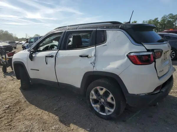 3C4NJDCB4JT485013 2018 JEEP COMPASS - Image 2