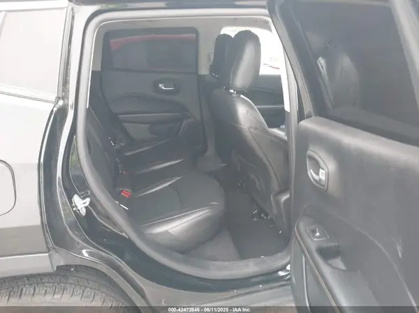 3C4NJDCB4KT594525 2019 JEEP COMPASS - Image 8