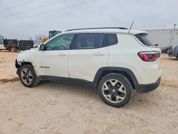 3C4NJDCB4KT619049 2019 JEEP COMPASS - Image 2