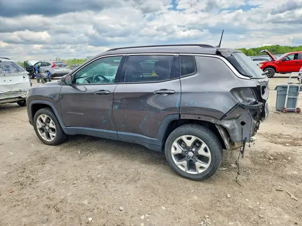 3C4NJDCB4KT619147 2019 JEEP COMPASS - Image 2