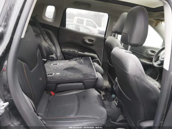 3C4NJDCB4KT622856 2019 JEEP COMPASS - Image 8