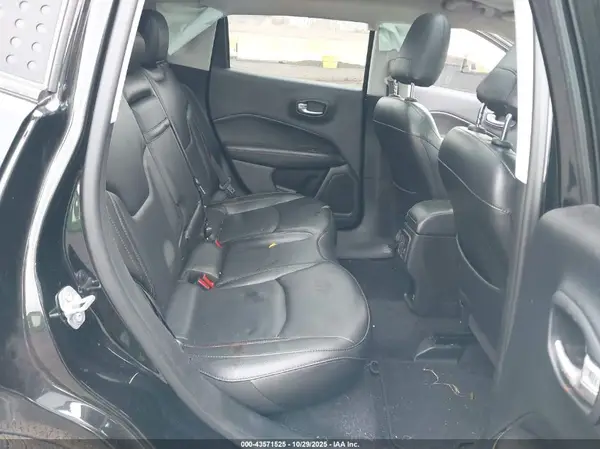 3C4NJDCB4KT651192 2019 JEEP COMPASS - Image 8