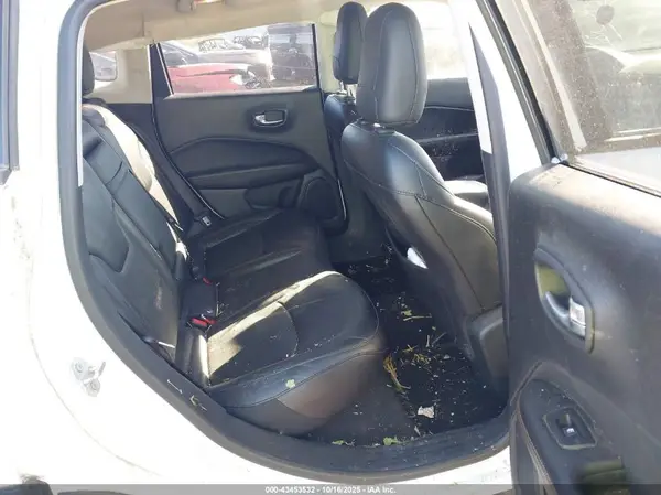 3C4NJDCB4KT656506 2019 JEEP COMPASS - Image 8