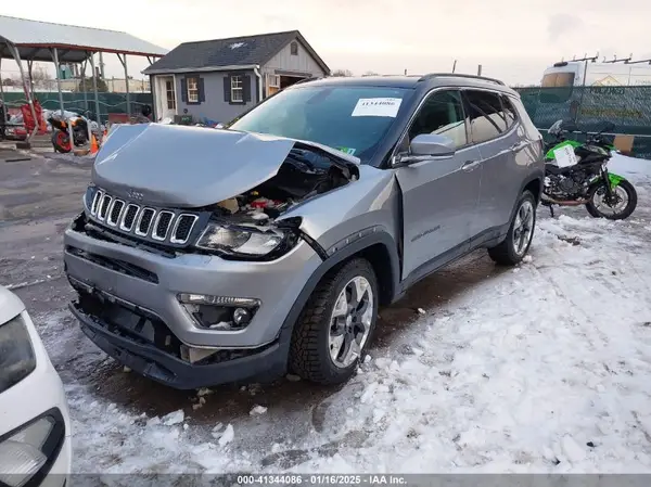 3C4NJDCB4KT666145 2019 JEEP COMPASS - Image 2