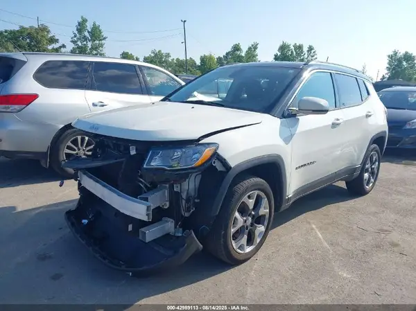 3C4NJDCB4KT666601 2019 JEEP COMPASS - Image 2