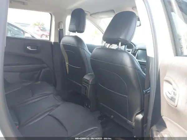 3C4NJDCB4KT666601 2019 JEEP COMPASS - Image 8