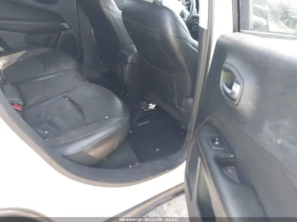 3C4NJDCB4KT666680 2019 JEEP COMPASS - Image 8
