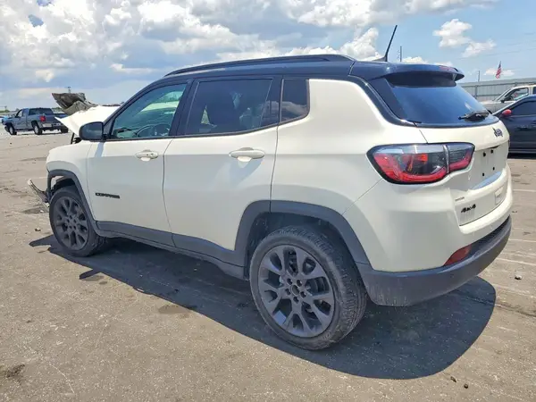 3C4NJDCB4KT669966 2019 JEEP COMPASS - Image 2