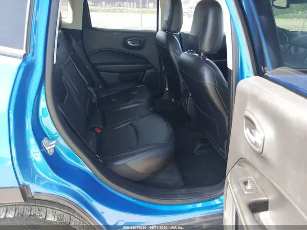 3C4NJDCB4KT695922 2019 JEEP COMPASS - Image 8