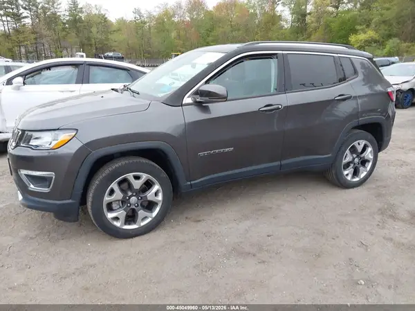 3C4NJDCB4KT724254 2019 JEEP COMPASS - Image 2