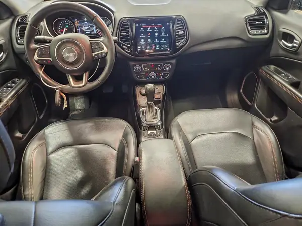 3C4NJDCB4KT733634 2019 JEEP COMPASS - Image 8
