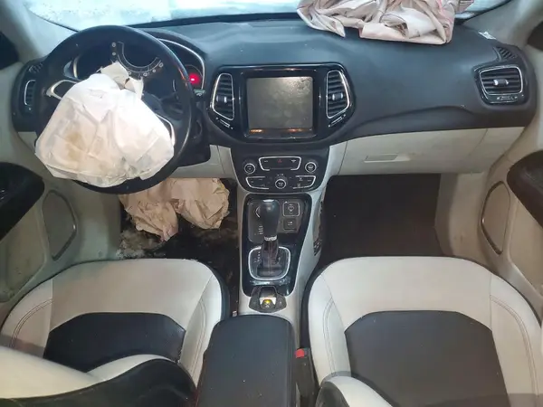 3C4NJDCB4KT734332 2019 JEEP COMPASS - Image 8