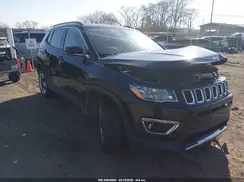 3C4NJDCB4KT742141 2019 JEEP COMPASS