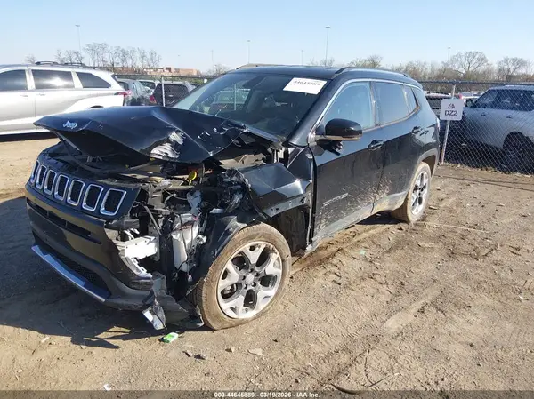 3C4NJDCB4KT742141 2019 JEEP COMPASS - Image 2