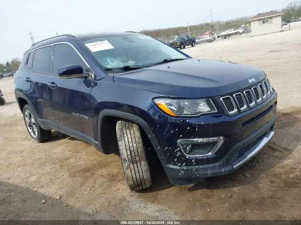 3C4NJDCB4KT747677 2019 JEEP COMPASS - Image 1