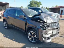 3C4NJDCB4KT753348 2019 JEEP COMPASS