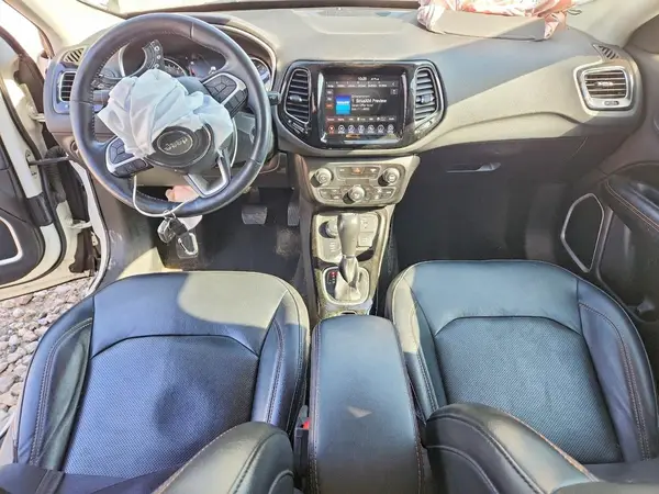3C4NJDCB4KT761367 2019 JEEP COMPASS - Image 8