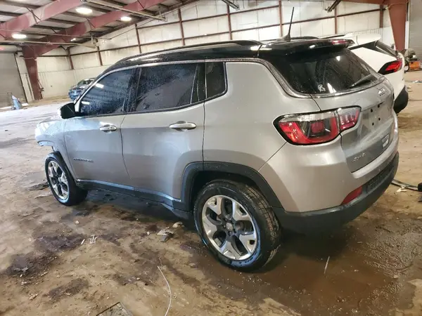 3C4NJDCB4KT766987 2019 JEEP COMPASS - Image 2