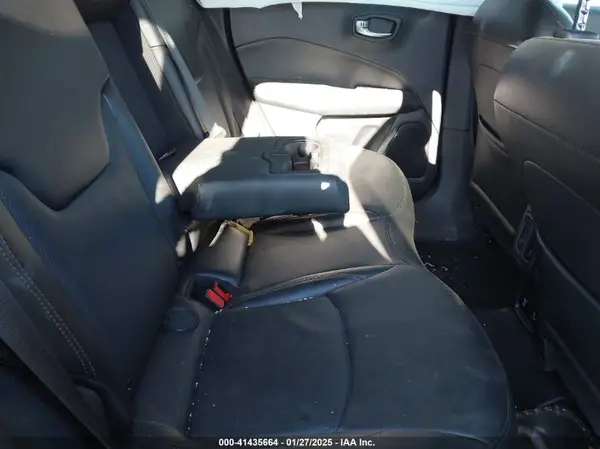 3C4NJDCB4KT787418 2019 JEEP COMPASS - Image 8