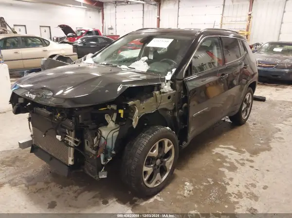 3C4NJDCB4KT800989 2019 JEEP COMPASS - Image 2