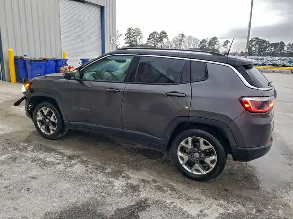 3C4NJDCB4KT818067 2019 JEEP COMPASS - Image 2
