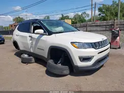 3C4NJDCB4KT818425 2019 JEEP COMPASS