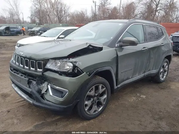 3C4NJDCB4KT843079 2019 JEEP COMPASS - Image 2