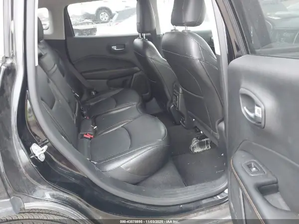 3C4NJDCB4LT116381 2020 JEEP COMPASS - Image 8